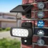 B.K.Licht Faro LED Solare Esterno Con Sensore Di Movimento E Crepuscolare, Luce Fredda 6500K, Luce Di Sicurezza Con Accensione Automatica, Pannello Solare, Lampada Da Parete Per Cortile, Nero, IP44