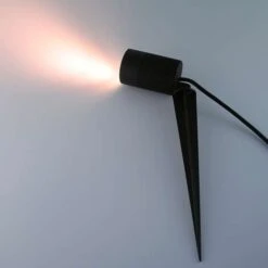 Picchetto LED Da 10 W (equivalente A 70 W) 230 V Bianco Caldo 3000K -Vendite VIDAXL || LEDVANCE || STEINEL 20417474 3