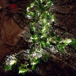 Edera Finta Decorazioni Piante Finte Da Interno Esterno, 2M Con 20 Luce, Energia Solare, Aesthetic Room Decor Ghirlanda Piante Artificiali Per Festa Matrimonio Giardino 9 Edera Finta Decorazioni Piante Finte Da Interno Esterno, 2M Con 20 Luce, Energia Solare, Aesthetic Room Decor Ghirlanda Piante Artificiali Per Festa Matrimonio Giardino -Vendite VIDAXL || LEDVANCE || STEINEL 51189450 5