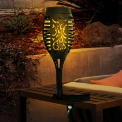 Torce Solari A LED Per Esterni Sfarfallio Balcone Decorazione Da Giardino Torcia Solare Da Giardino Con Morsetto, Luce Ringhiera, Effetto Fuoco Bianco Caldo, H 26 Cm, Set Di 3 9 Torce Solari A LED Per Esterni Sfarfallio Balcone Decorazione Da Giardino Torcia Solare Da Giardino Con Morsetto, Luce Ringhiera, Effetto Fuoco Bianco Caldo, H 26 Cm, Set Di 3 -Vendite VIDAXL || LEDVANCE || STEINEL 56480390 5